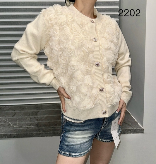 Women's fashion round coiiar patchwork long-sleeved sweater cardigan.